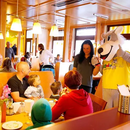 Sonnenresort Maltschacher - Inklusive Oder Only 아파트호텔 펠드키르첸인칸텐